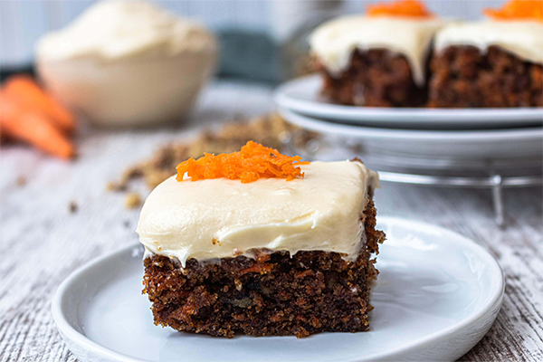 Old Fashion Carrot Cake